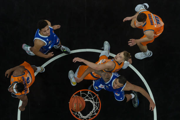 国足凭借一 国足凭借一