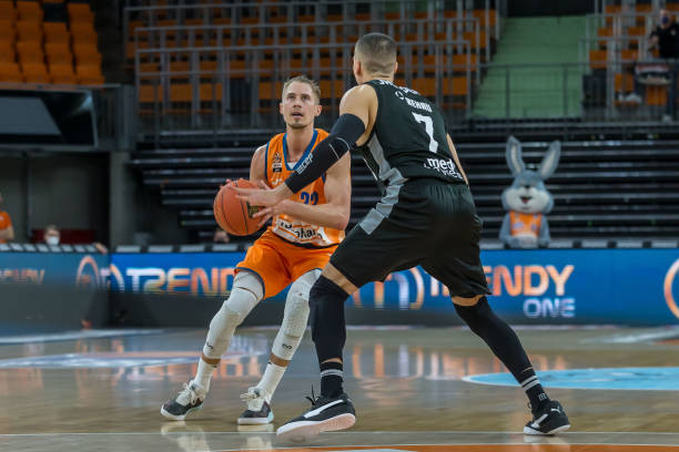 国内高水平 国内高水平