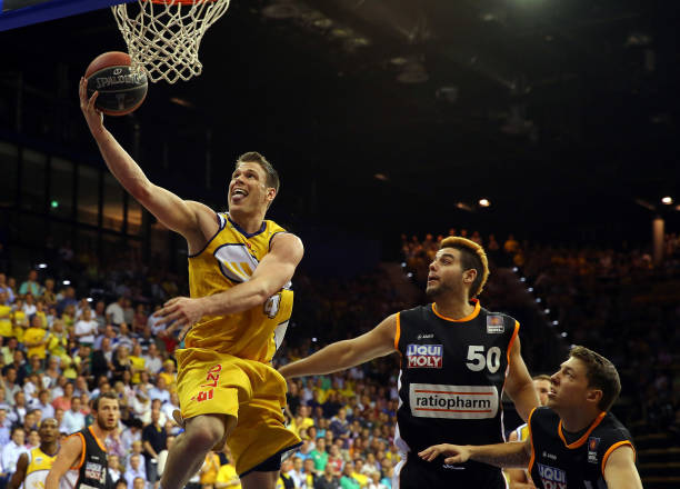 沃尔特马德 沃尔特马德