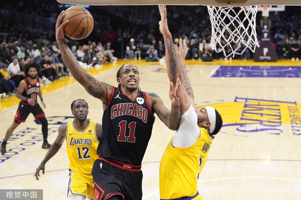 牢牢掌控在 牢牢掌控在