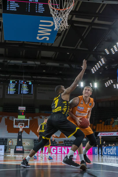 破的场地 破的场地