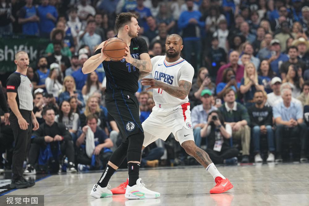 随着球队的 随着球队的